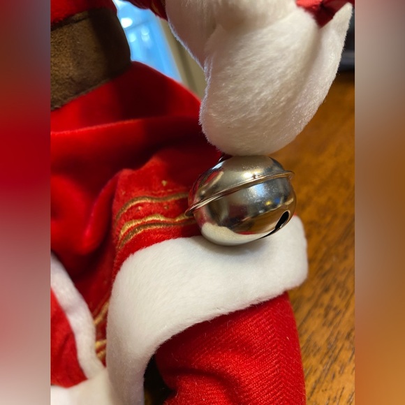 Hallmark the Polar express talking Santa. - Picture 5 of 9